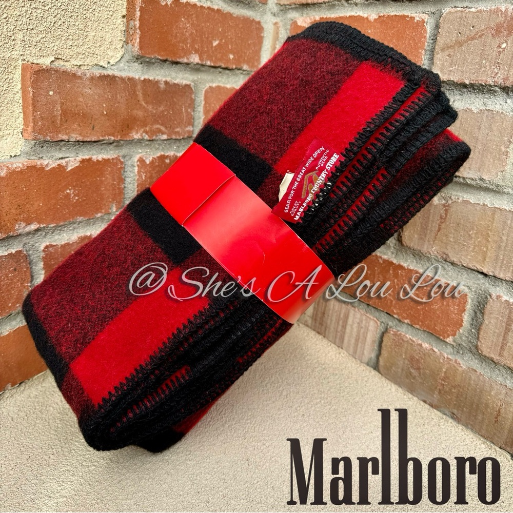 VTG MARLBORO COUNTRY STORE BUFFALO PLAID Wool Blend Great Outdoor Blanket